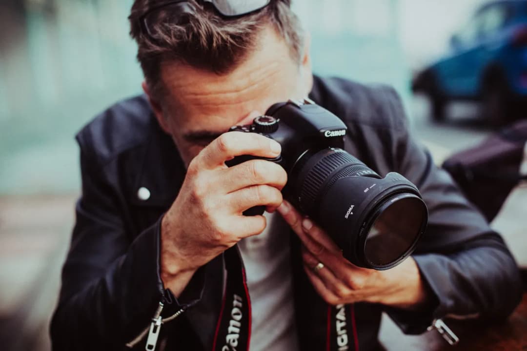 Ile zarabia fotograf miesięcznie? Fakty, które zaskoczą każdego