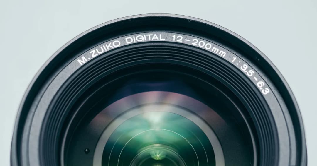 Jaki obiektyw reporterski wybrać, by uniknąć rozczarowania?