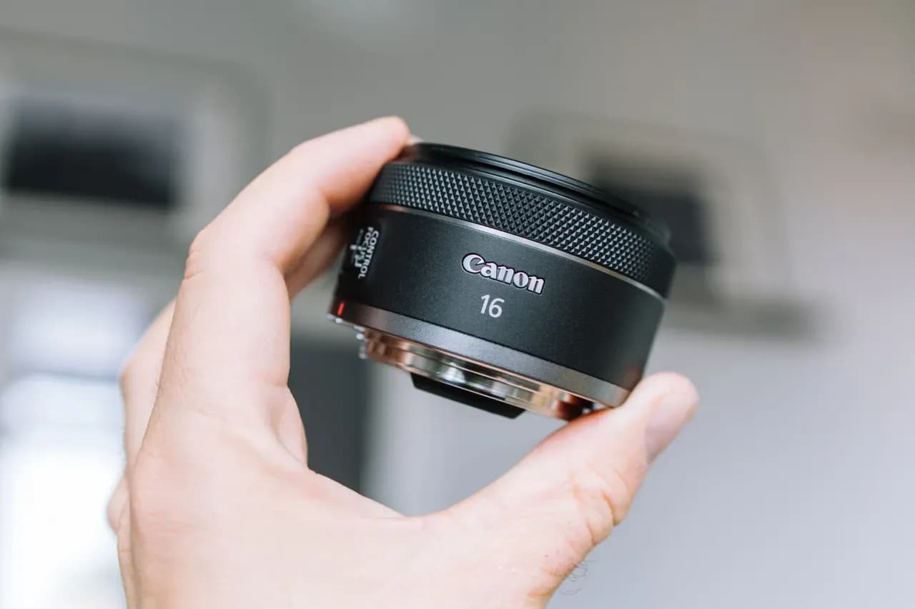 Jakie obiektywy pasują do Canona? Sprawdź idealne dopasowanie dla siebie