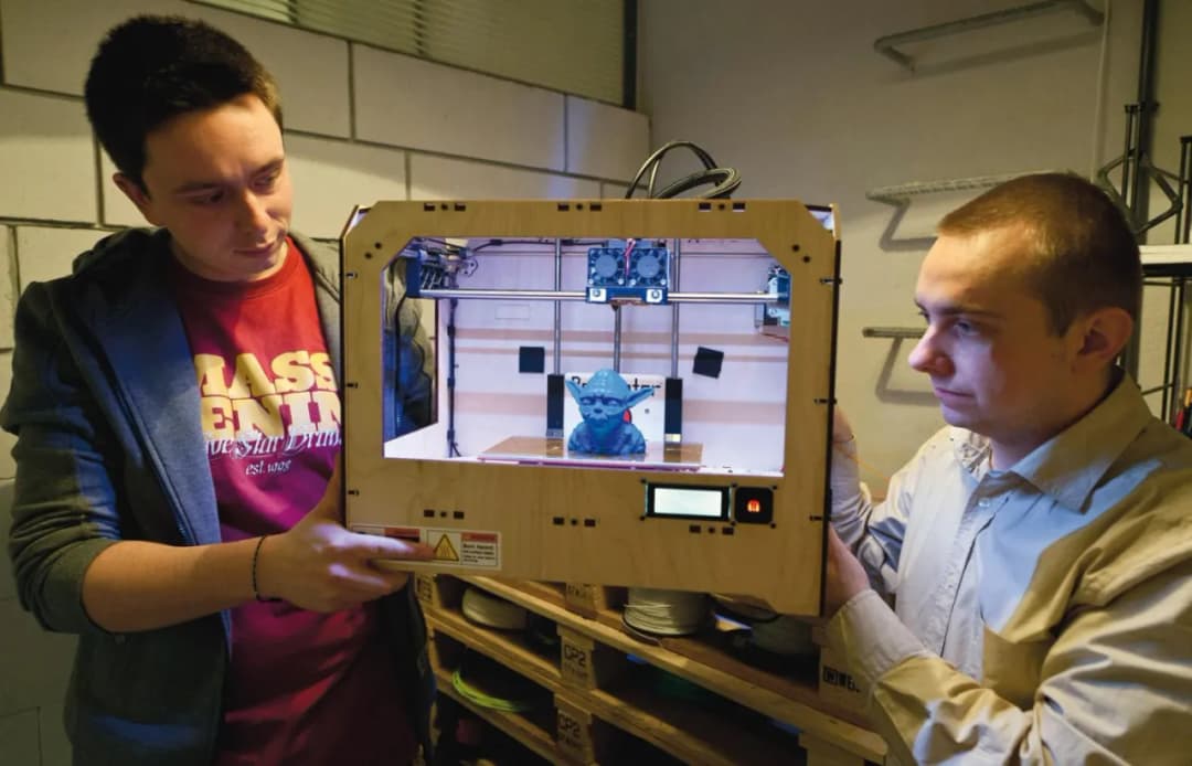 Jak druk 3D na folii zmienia świat reklamy i projektowania produktów