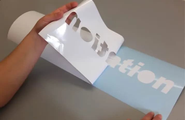 Druk folii samoprzylepnej – wybierz najlepsze rozwiązania dla siebie