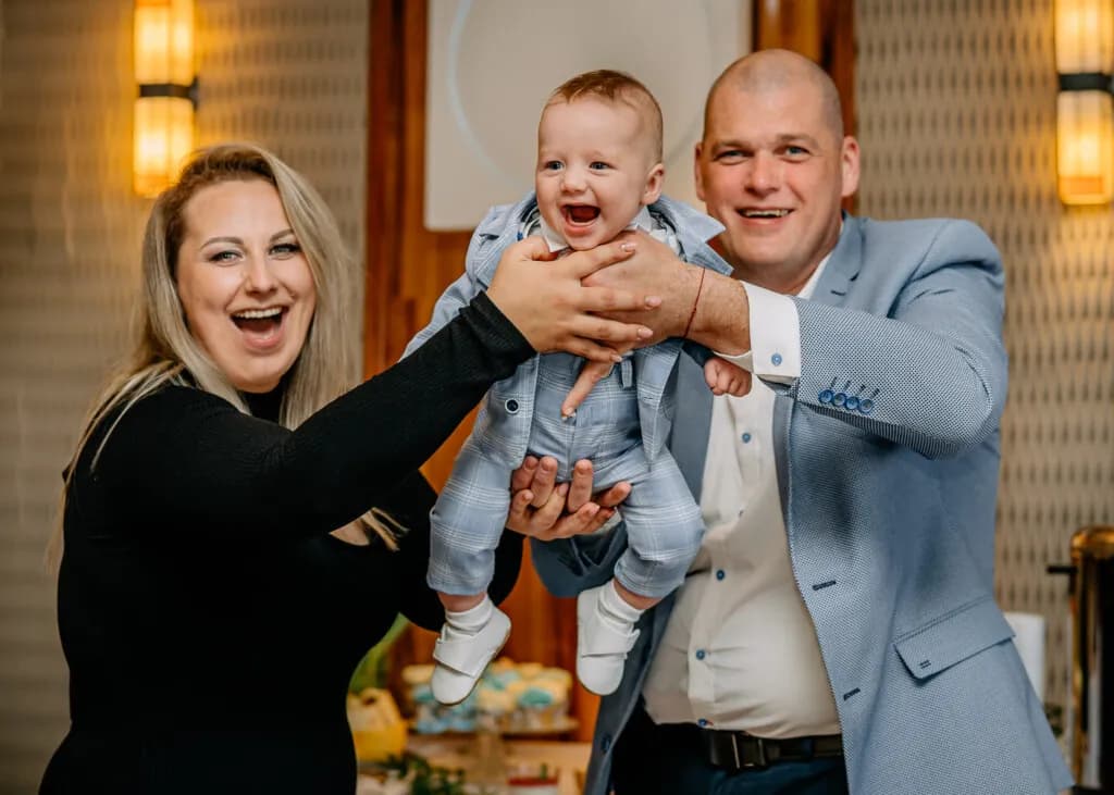 Ile bierze fotograf za chrzciny? Ceny i pakiety, które musisz znać