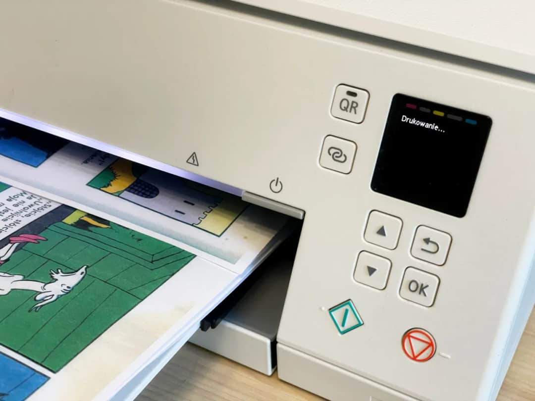 Jak uniknąć błędów przy drukowaniu dwustronnym i włożyć papier правильно