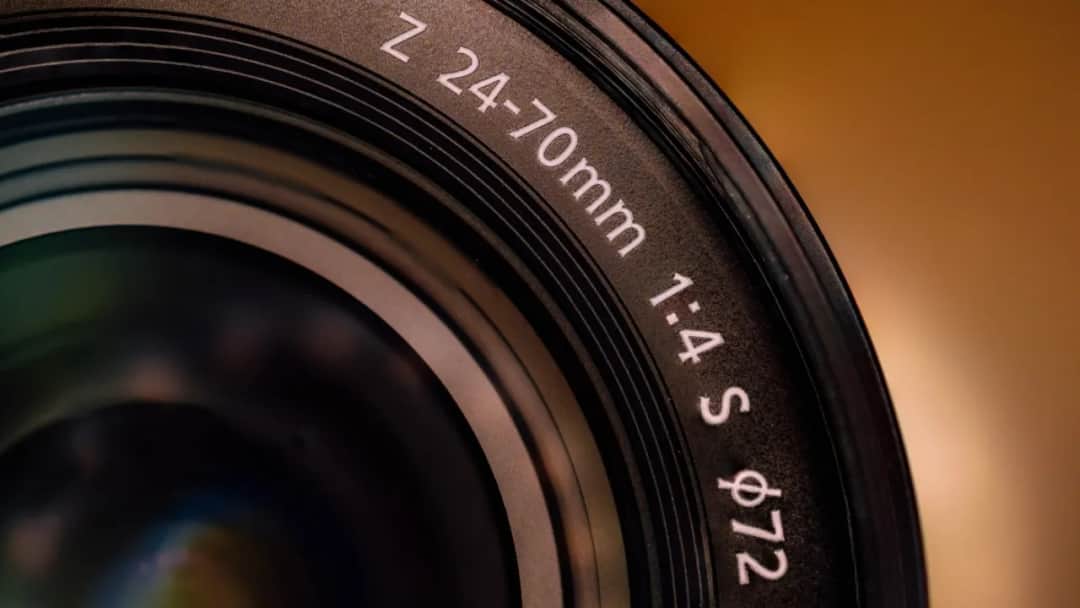 Co to jest ogniskowa obiektywu i jak wpływa na Twoje zdjęcia